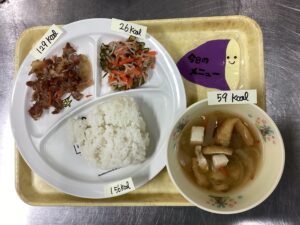 ごはん・豚肉の南蛮漬け・もやしの甘酢和え・さつま汁